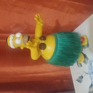 THE SIMPSONS BOBBLE HULA HOMER FIGURE.